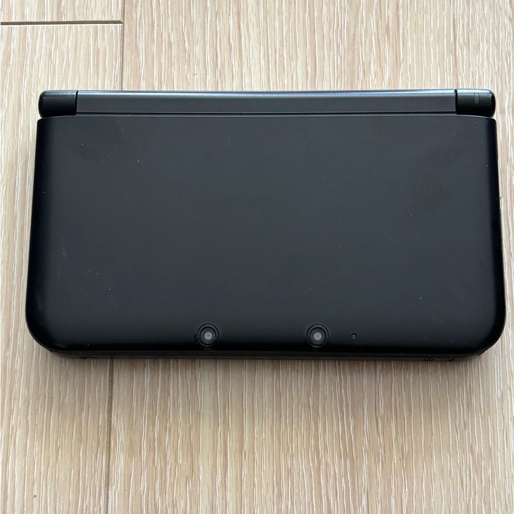 SOLD - NINTENDO 3DS XL Gaming System with Pokémon Game Bundle, Black. - Picture 3 of 8